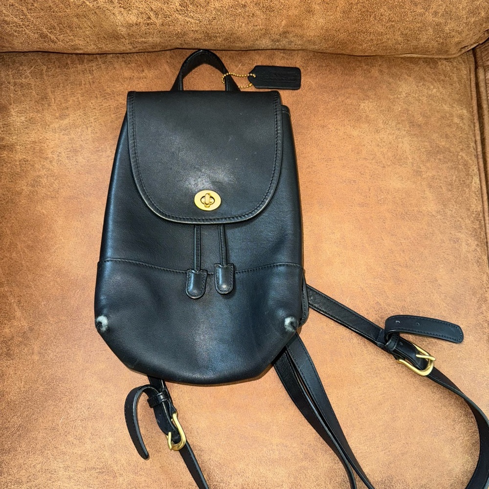 Black Leather Vintage Coach Backpack with Gold Accents 9960